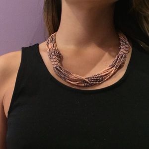 Beautiful light pink & purple beaded necklace 💐